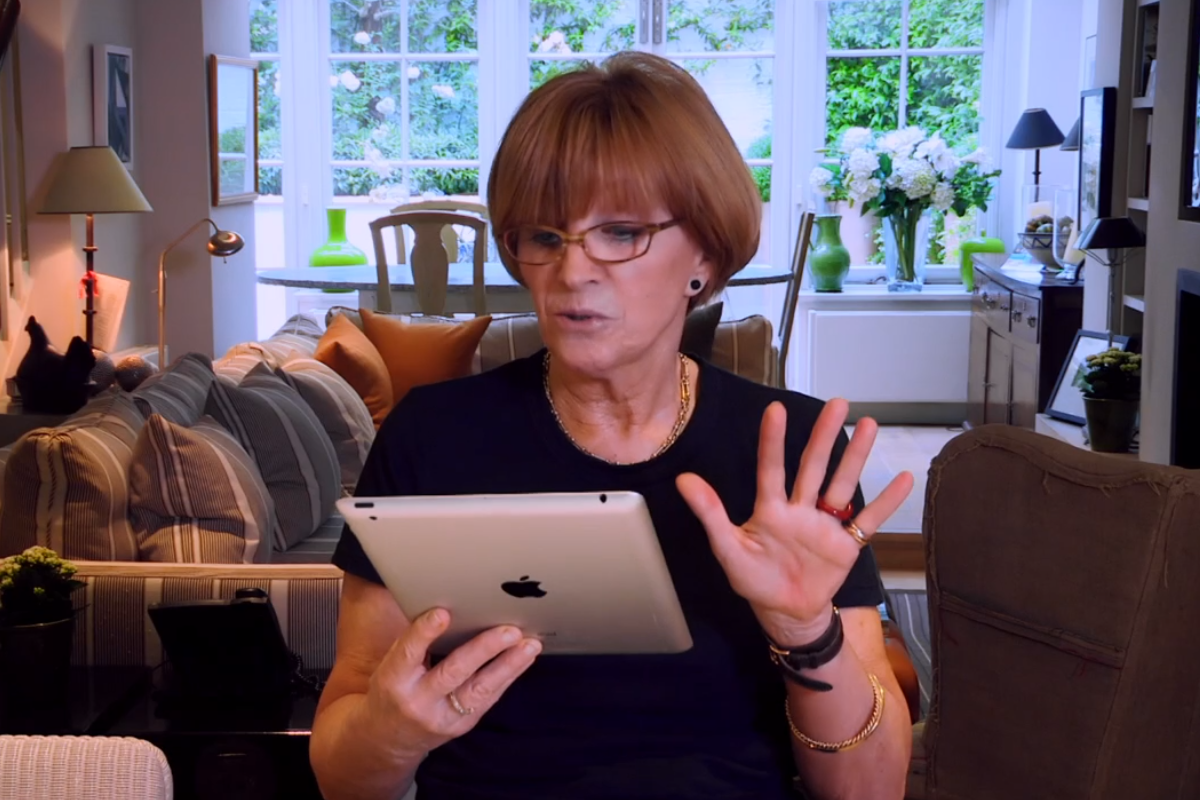 Anne Robinson ‘cracks viewers up’ by joining Tinder for new TV show | London Evening Standard