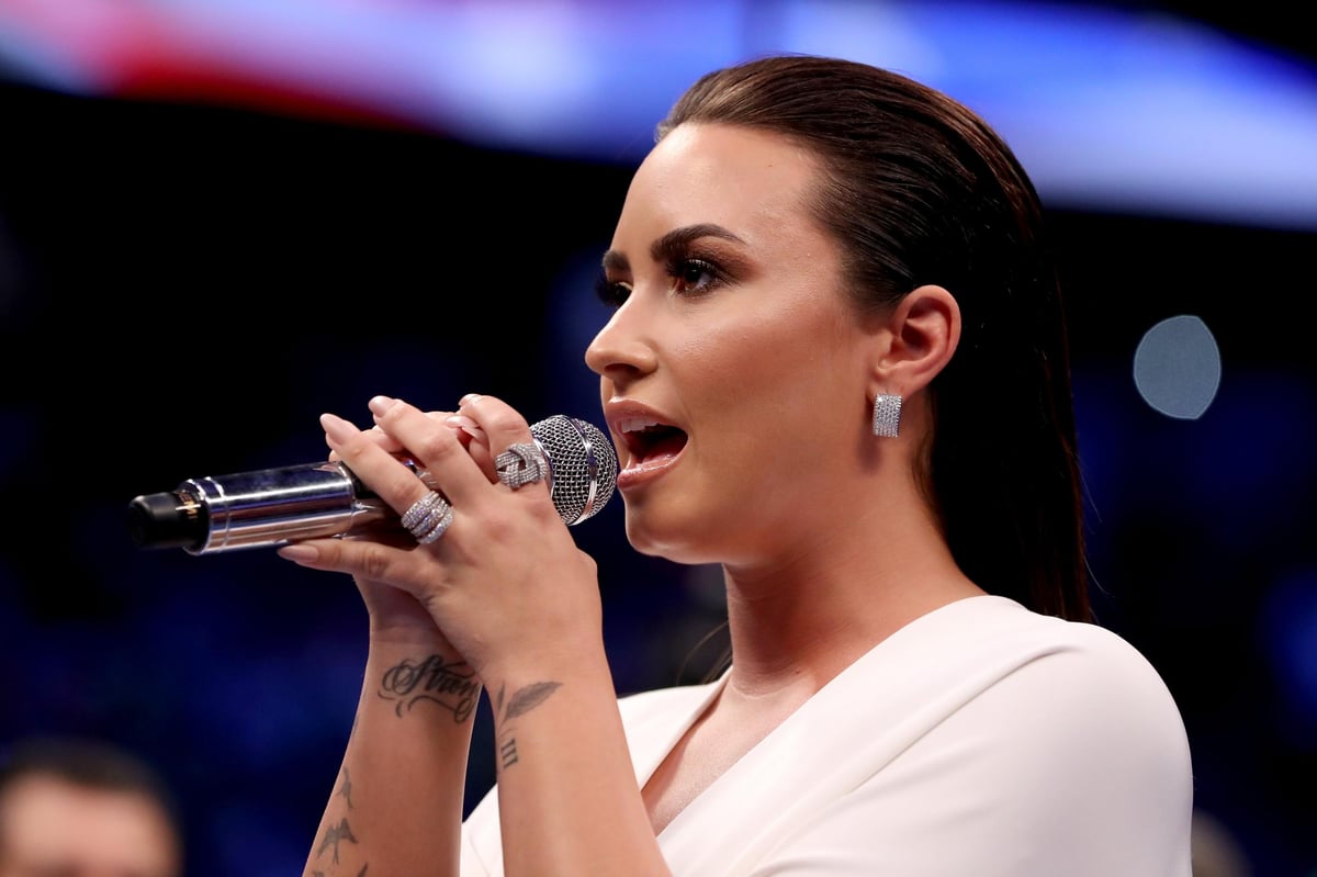 Demi Lovato: Ariana Grande and Bruno Mars among those to send messages of support after star ‘rushed to hospital’ | London Evening Standard