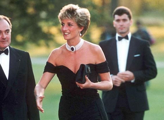 Best revenge dresses: maxi, midi and mini dress options