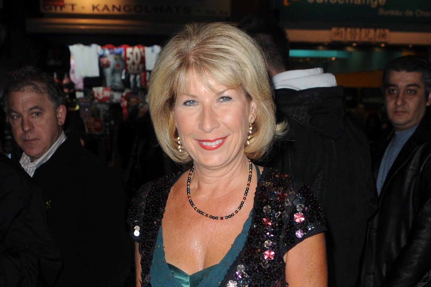 Jennie Bond in TV return as Royal (Rumble) correspondent for WWE