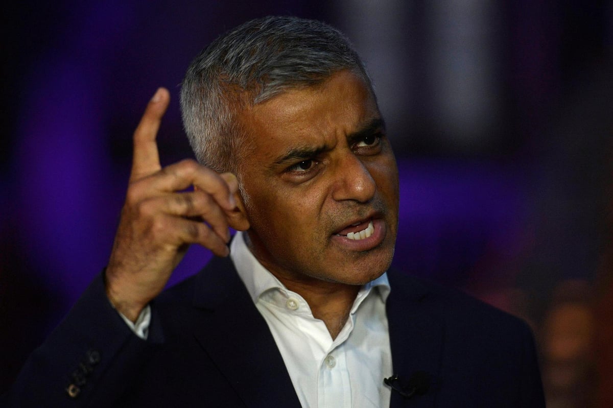 Sadiq Khan calls for ban on trendy wood burning stoves to tackle air pollution | London Evening Standard