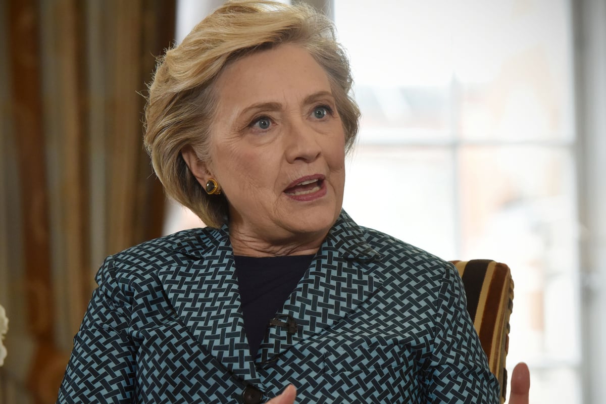 Hillary Clinton arrives late for Graham Norton Show after breaking toe | London Evening Standard