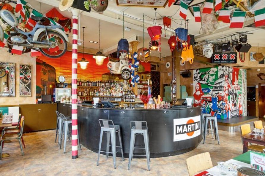 Bunga Bunga Battersea: put the fun in forno and the pizzazz in pizza | London Evening Standard