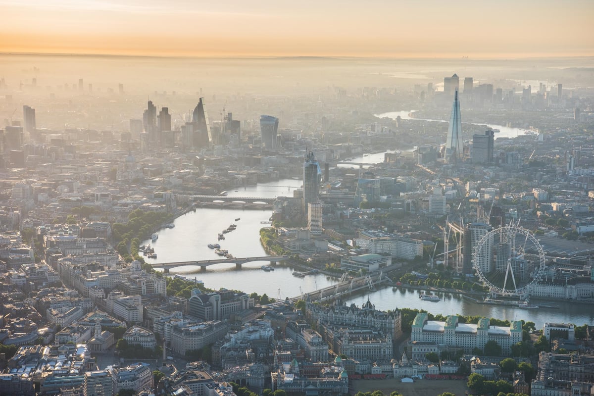 Countrywide shares tumble amid fears over London property market | London Evening Standard