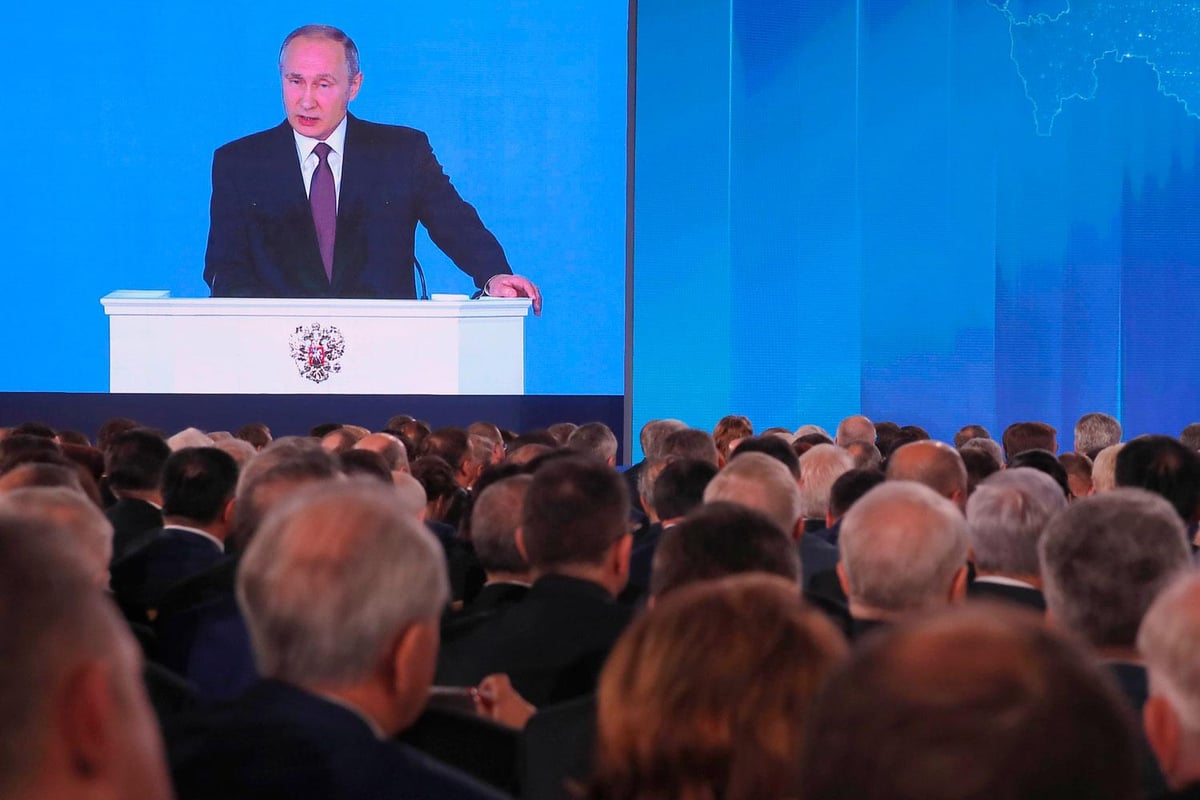 Vladimir Putin boasts of deadly nuclear weapons that could beat 'all existing' western defences | London Evening Standard