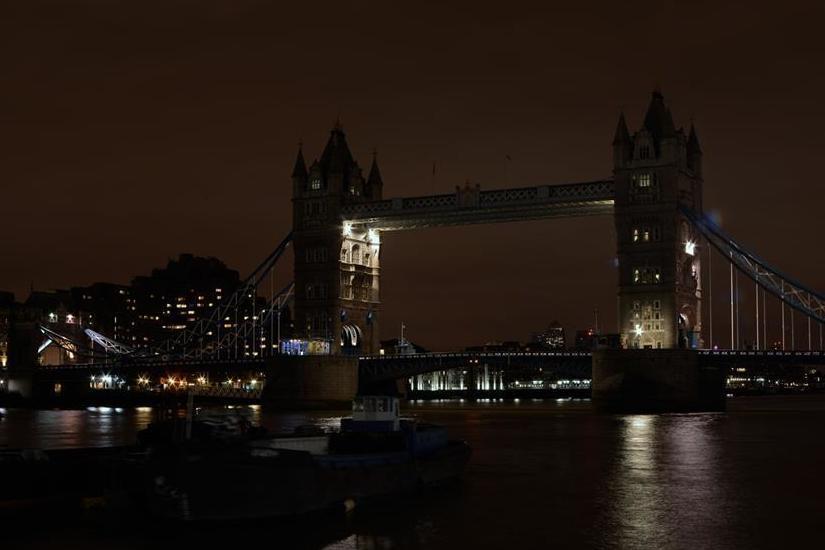 Major global landmarks switch off the lights for Earth Hour 2018