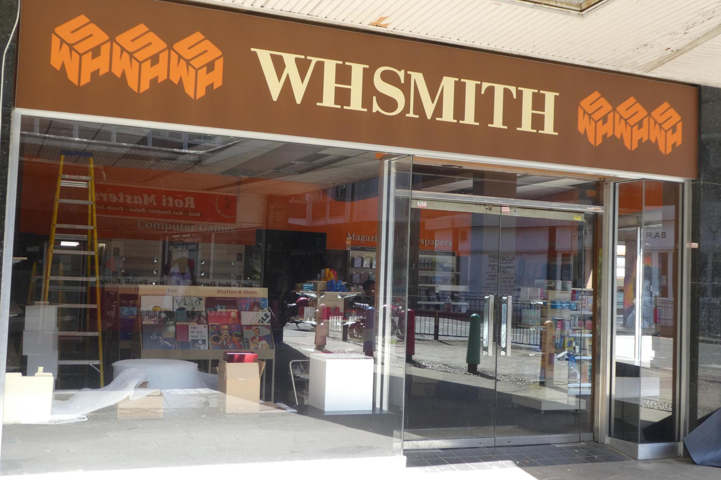 Londoners' glee at retro film sets in Croydon for Black Mirror filming