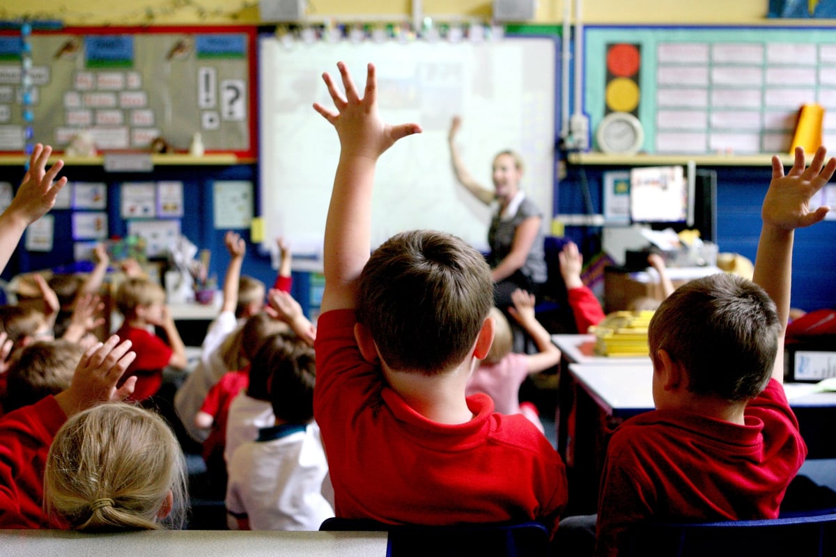 Alexa-style robots could ‘help shy children put up their hands’, says head | London Evening Standard