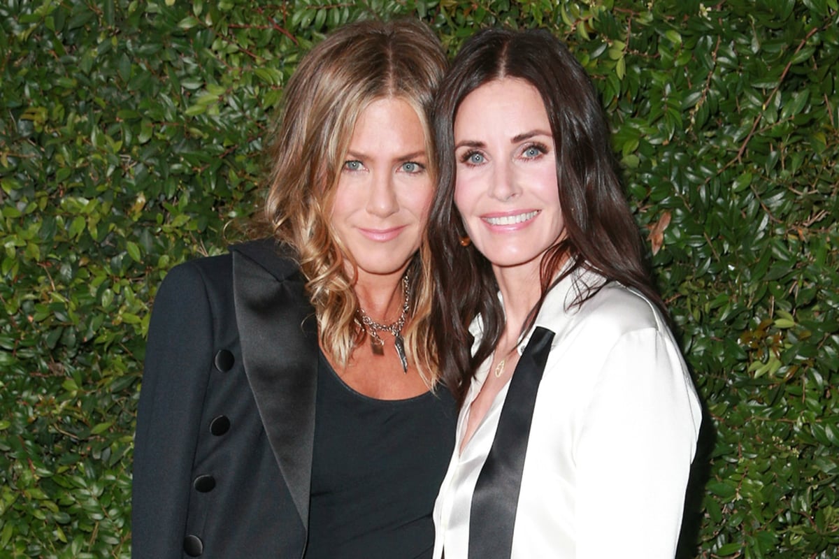 Jennifer Aniston and Courteney Cox wear coordinating outfits to Chanel dinner | London Evening Standard