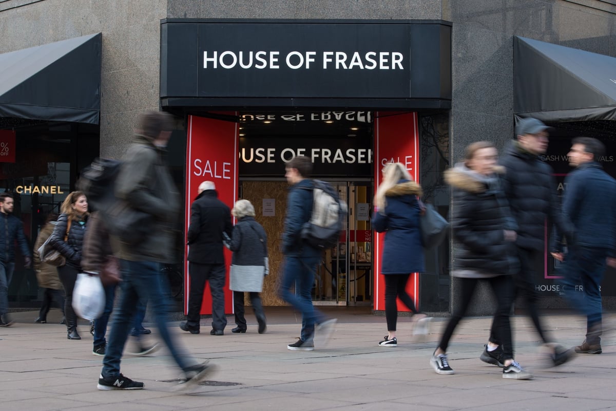 Edinburgh Woollen Mill’s owner moves in for House of Fraser after rescue fails | London Evening Standard