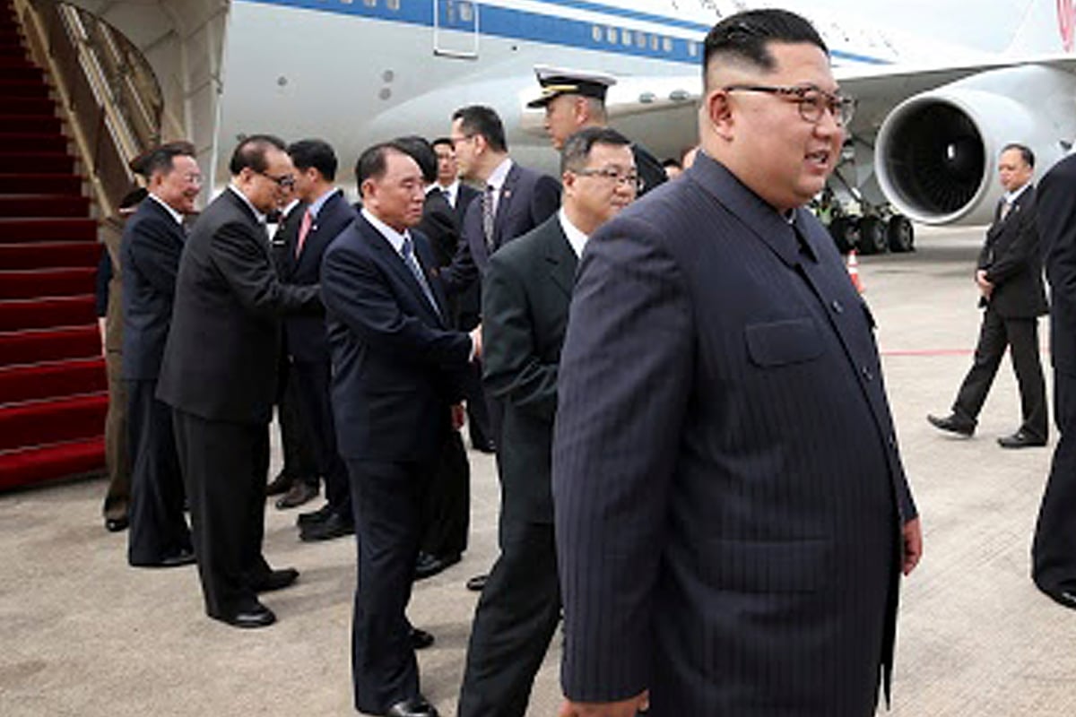 Kim Jong-un 'takes portable toilet' to Donald Trump summit 'to stop people analysing his stool' | London Evening Standard