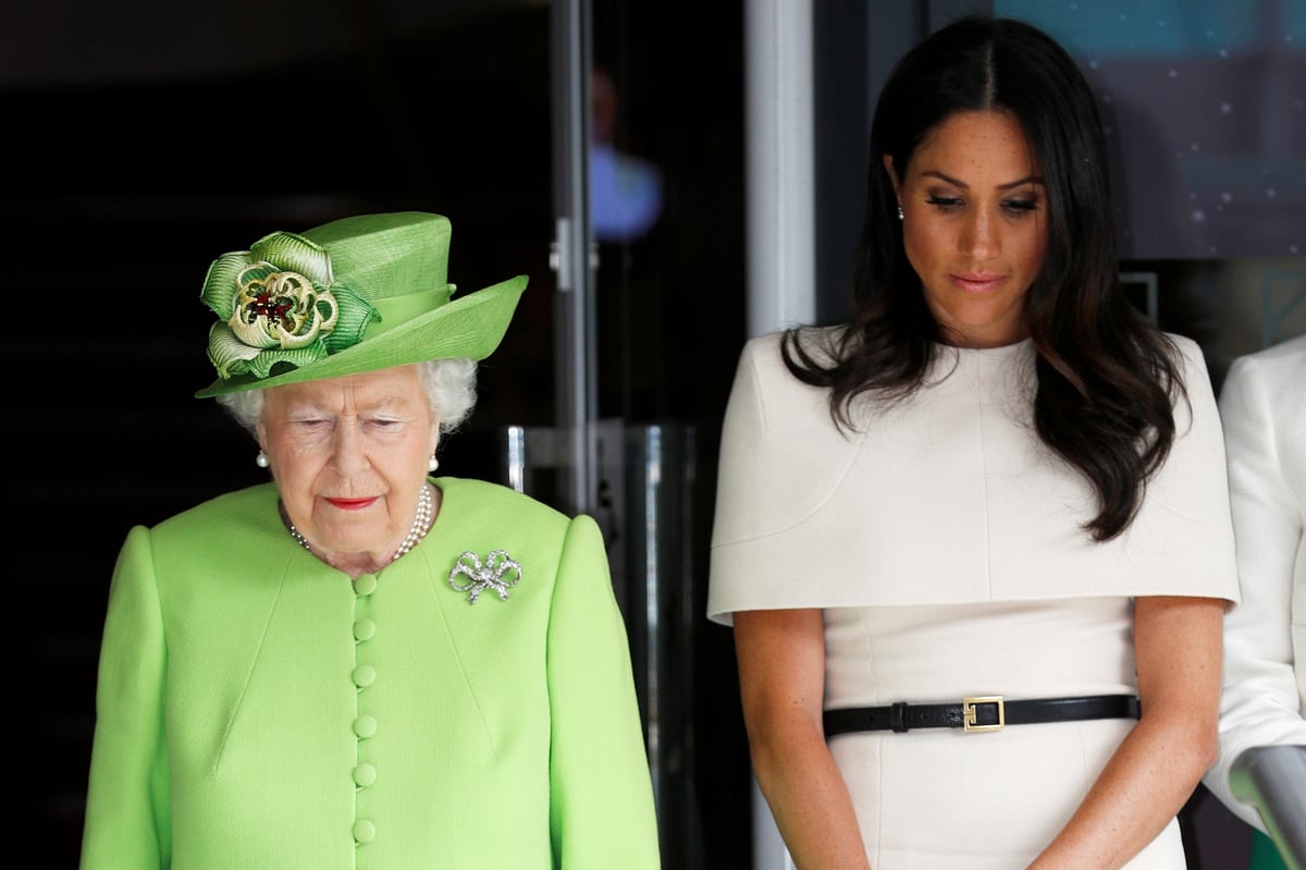 The Queen goes green for Grenfell as she leads nation in poignant silence for victims | London Evening Standard