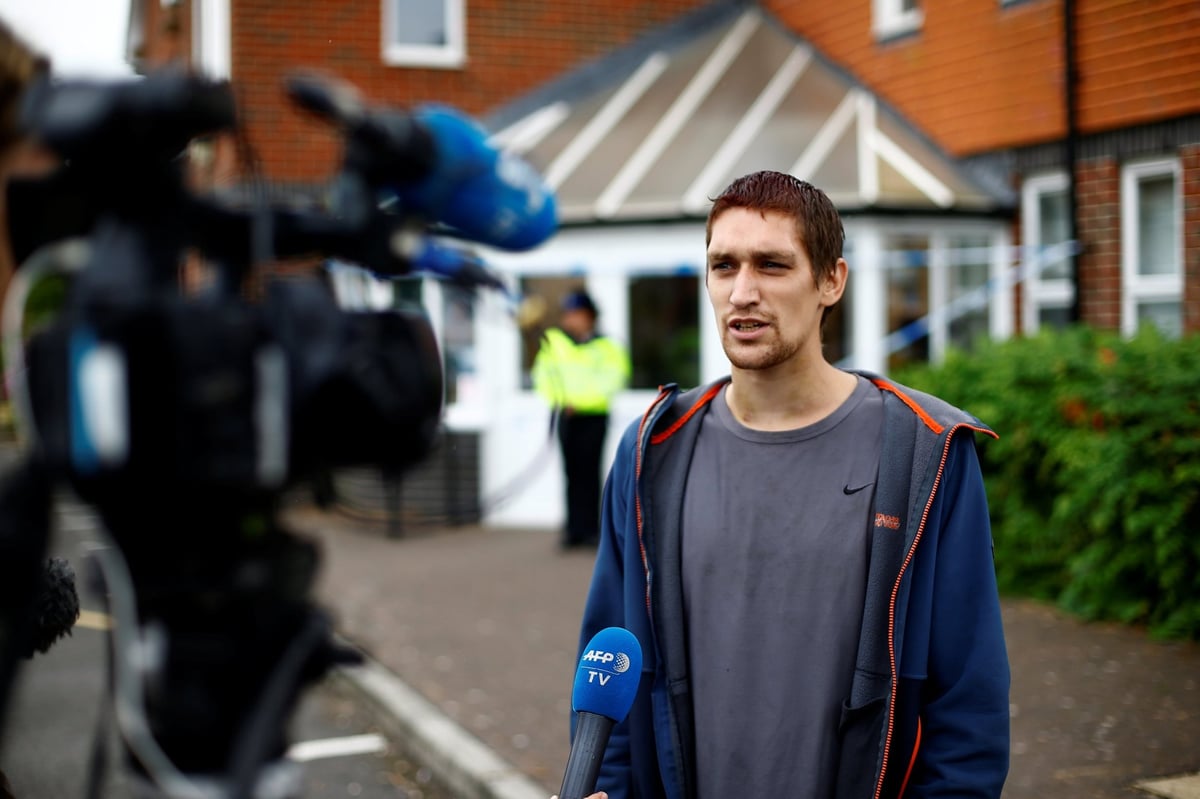 Friend of Amesbury 'poisoning' victim tells how man was 'dribbling and hallucinating' when taken to hospital | London Evening Standard