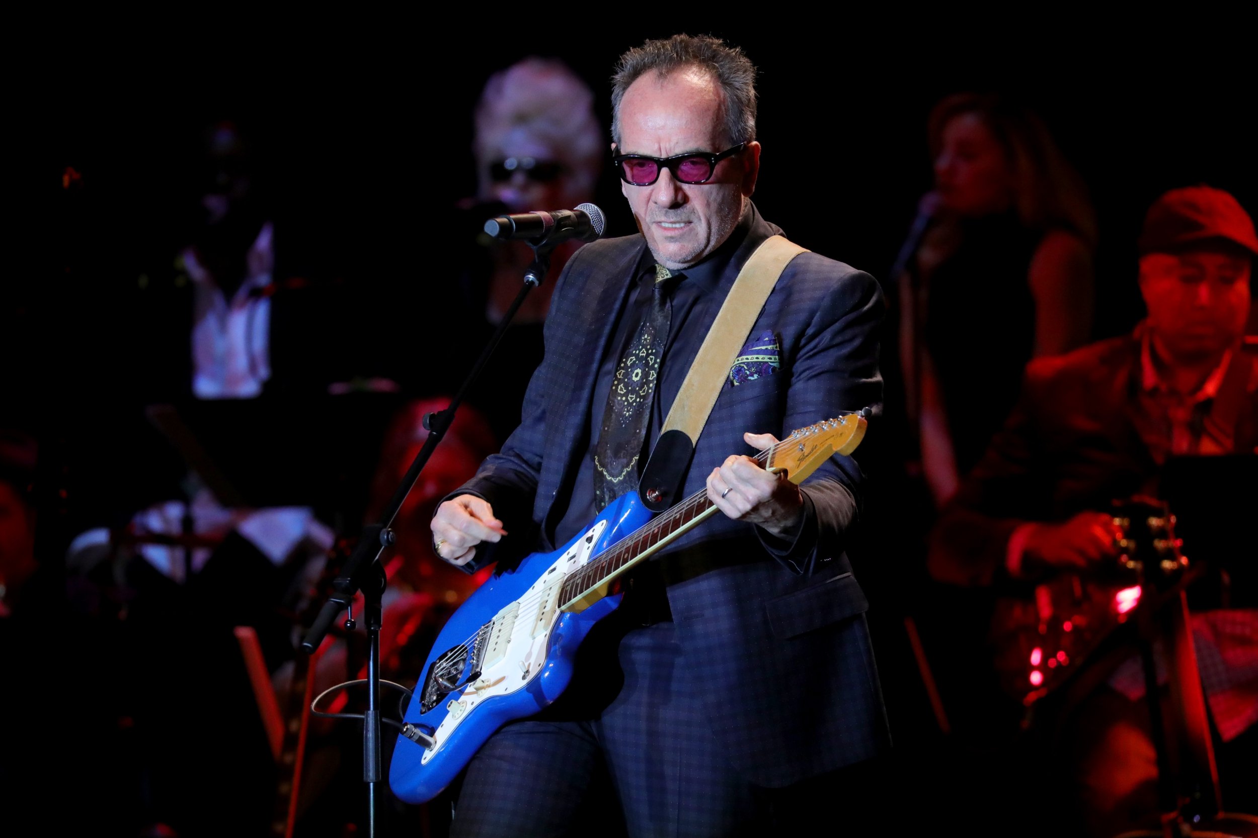 Elvis Costello cancels tour dates after ‘aggressive’ tumour
