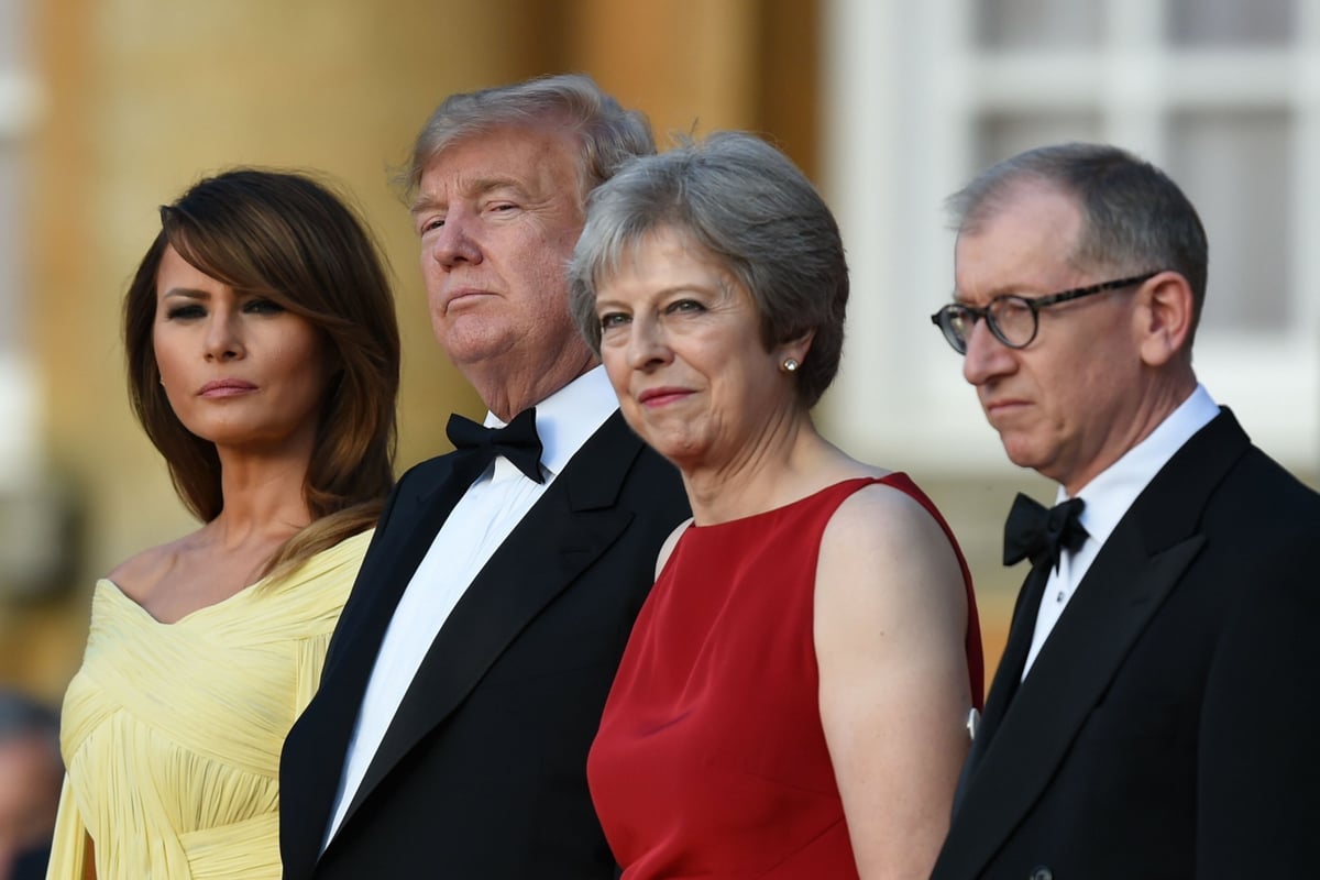 Donald Trump and Theresa May awkwardly hold hands AGAIN... as the red carpet is rolled out at Blenheim Palace | London Evening Standard