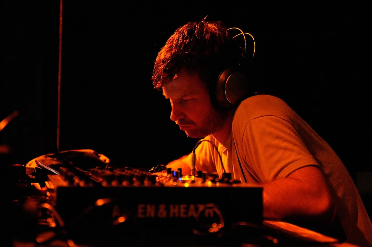 Mysterious posters featuring Aphex Twin logo appear at Elephant and Castle Underground station | London Evening Standard