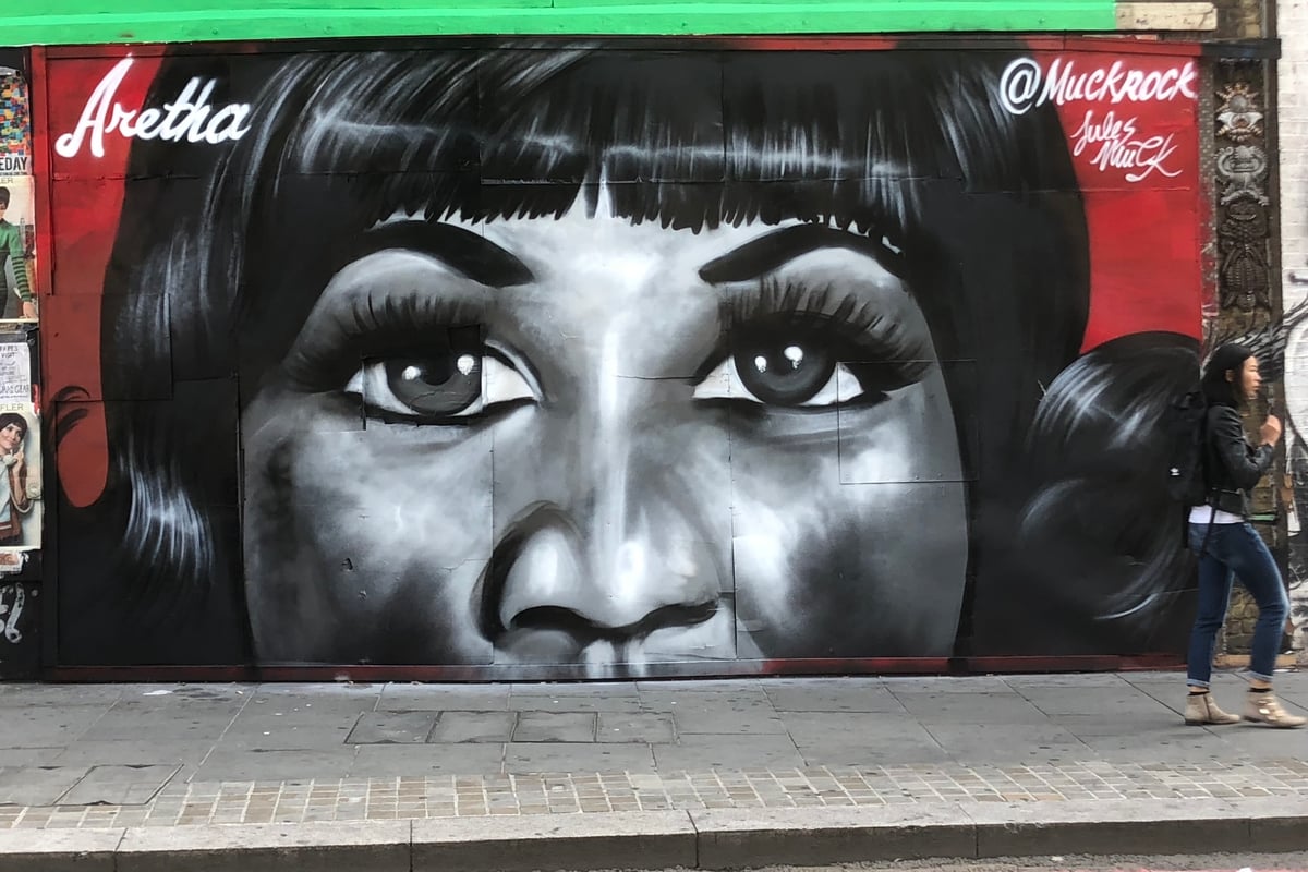 Street art tributes to Aretha Franklin pop up in Shoreditch | London Evening Standard