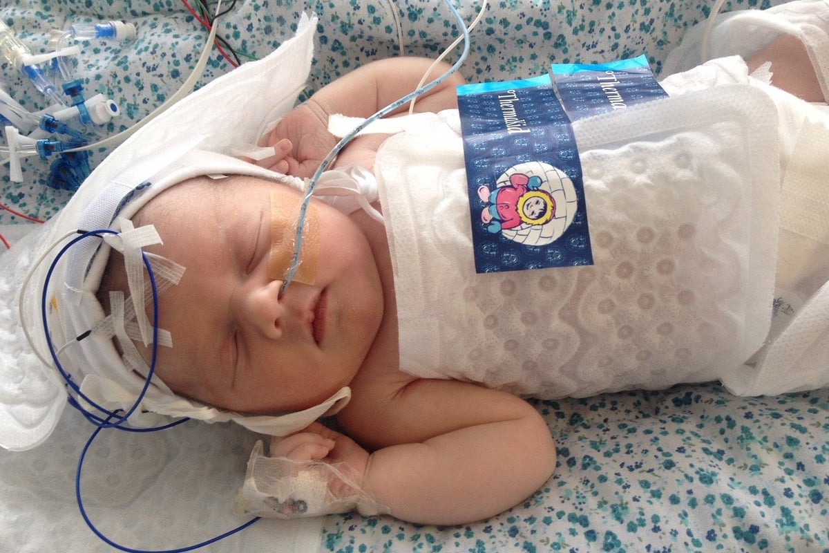 Family mark fifth birthday of girl whose brain was saved at birth by chilled ‘bubble-wrap’ jacket | London Evening Standard