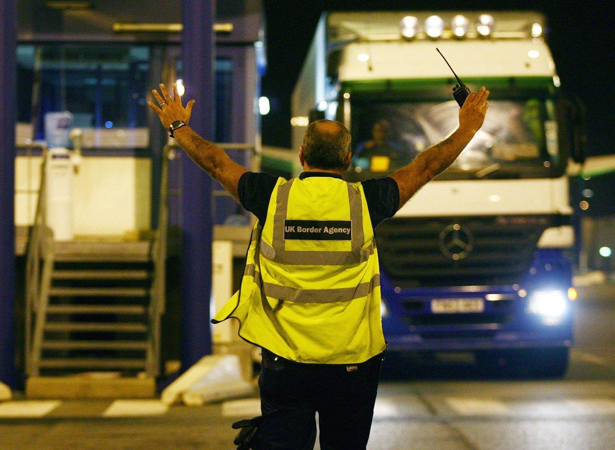 Half hour customs delays after Brexit would 'leave shelves empty and drive firms bankrupt' | London Evening Standard