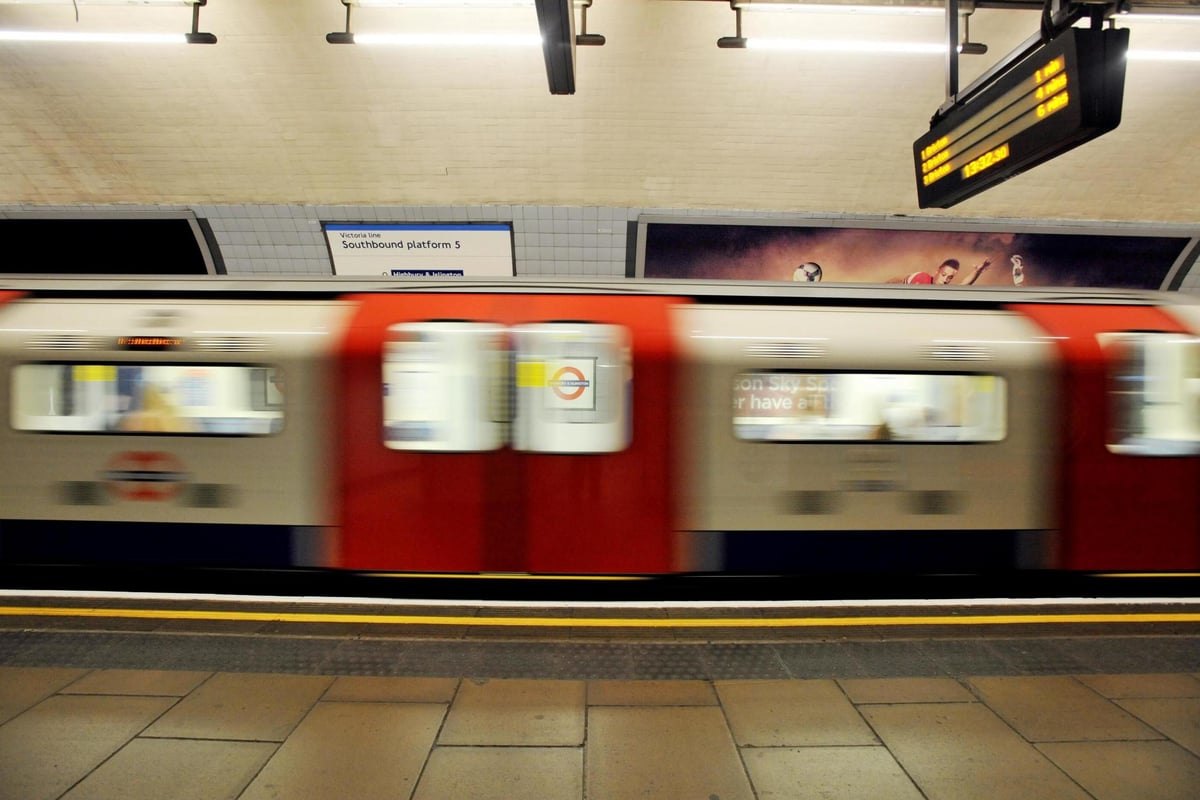 Victoria line Tube strike called off ahead of fresh talks with union bosses and London Underground | London Evening Standard