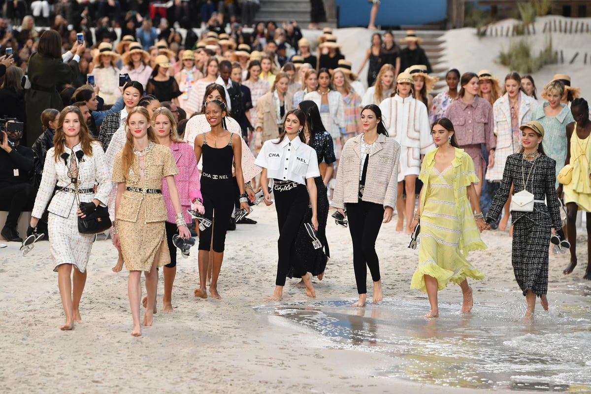 Chanel Spring/Summer 2019 show: Karl Lagerfeld takes us to the beach | London Evening Standard