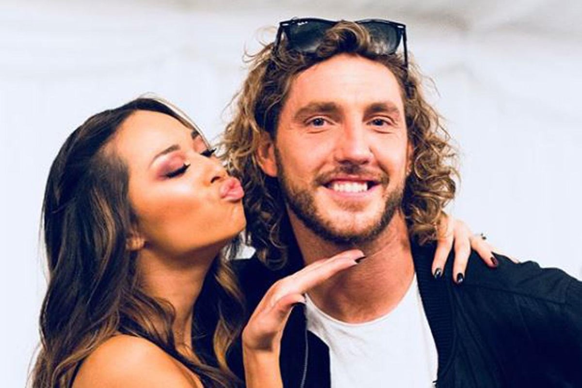 Strictly Come Dancing latest: Seann Walsh and Katya Jones 'isolated' by fellow stars after 'causing divide' with kissing scandal | London Evening Standard