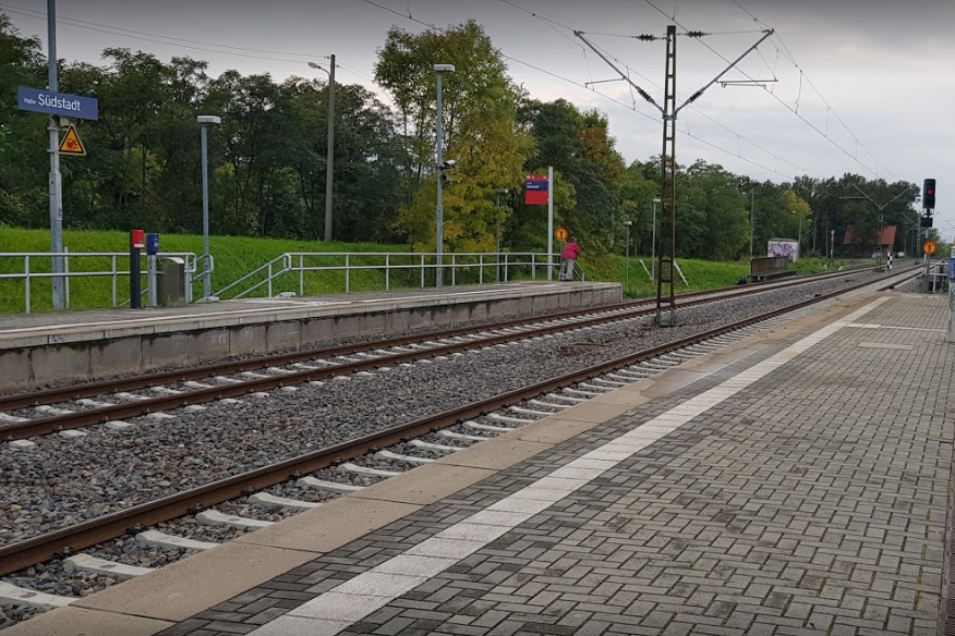 Teenager dies after blowing up ticket machine in Germany | London Evening Standard