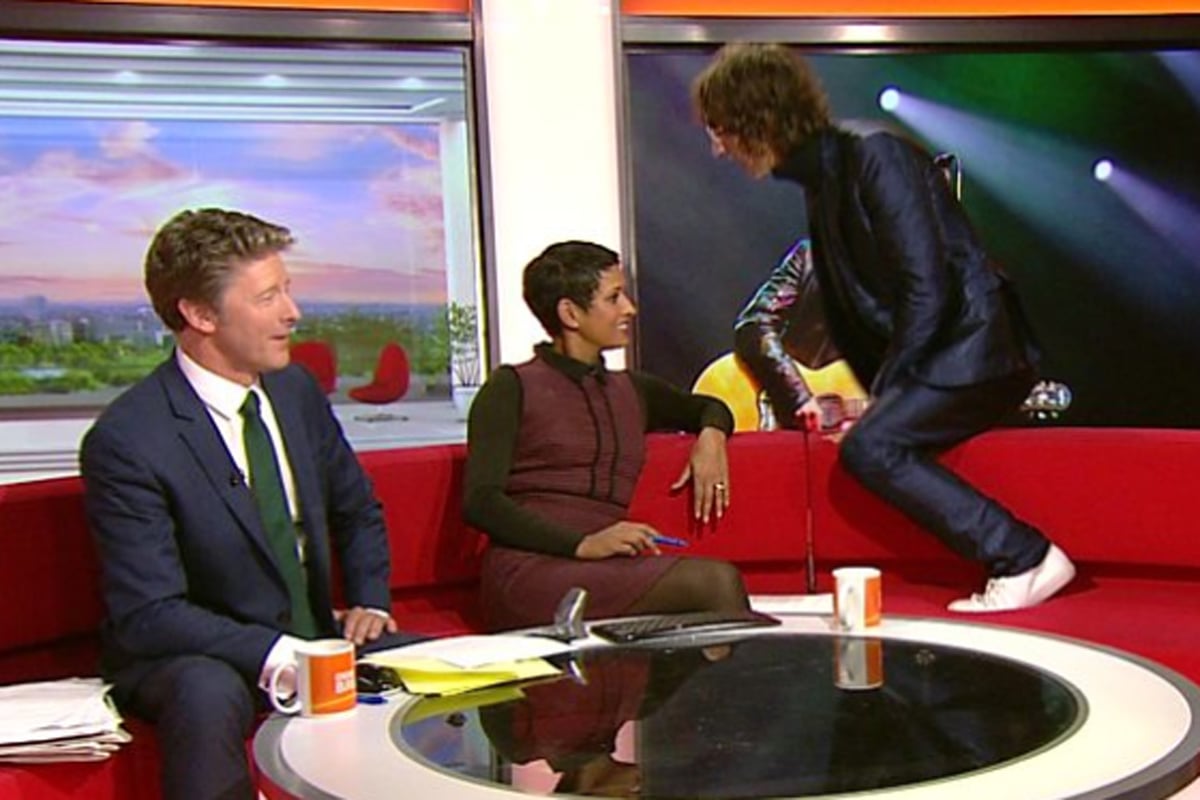 Richard Ashcroft leaps over sofa and walks into a window in bizarre BBC Breakfast rant | London Evening Standard