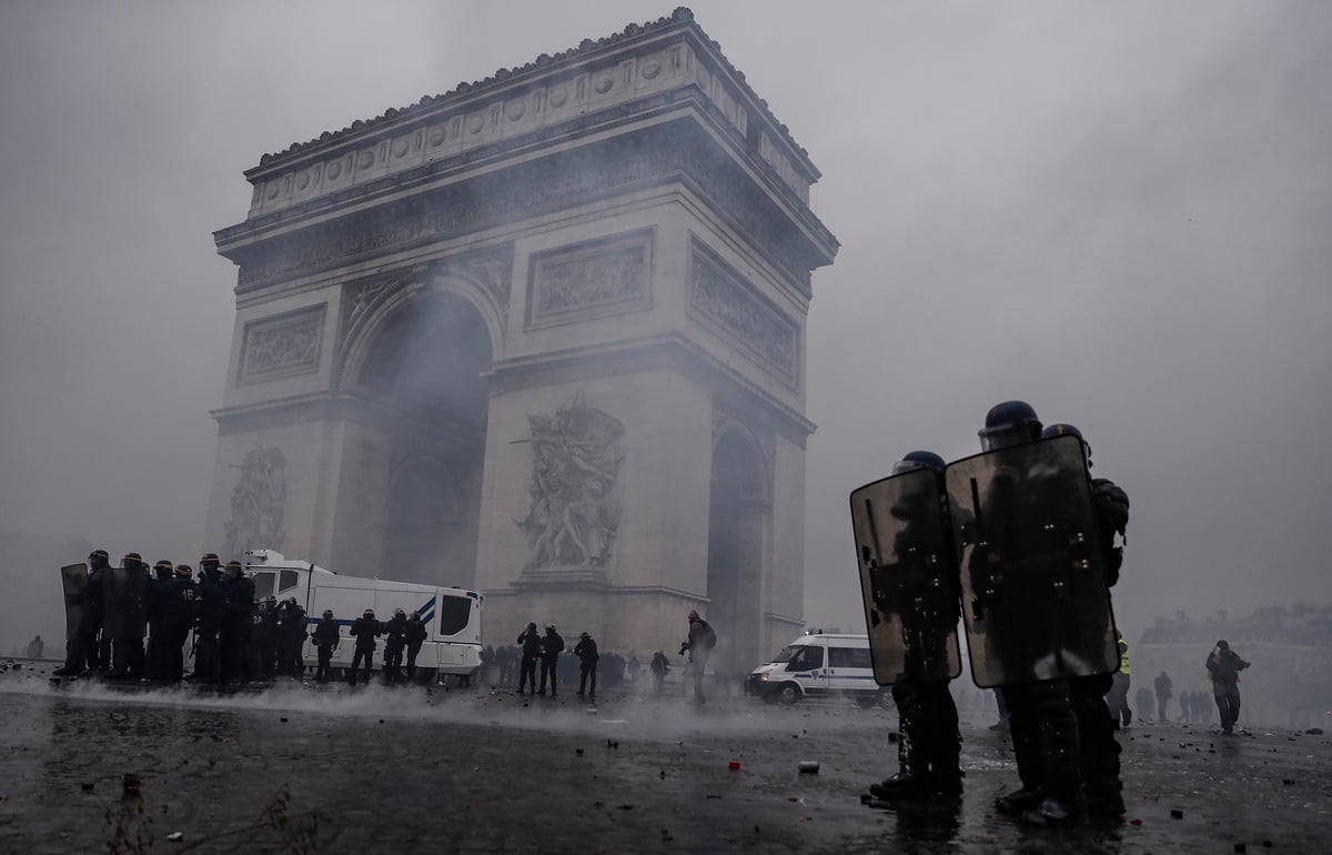France's prime minister to meet with protest groups and opposition parties following weekend of riots in Paris | London Evening Standard