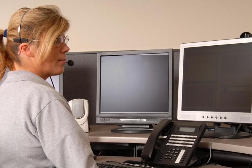Emergency call handler's moving post describing 'the weight' of her job goes viral | London Evening Standard