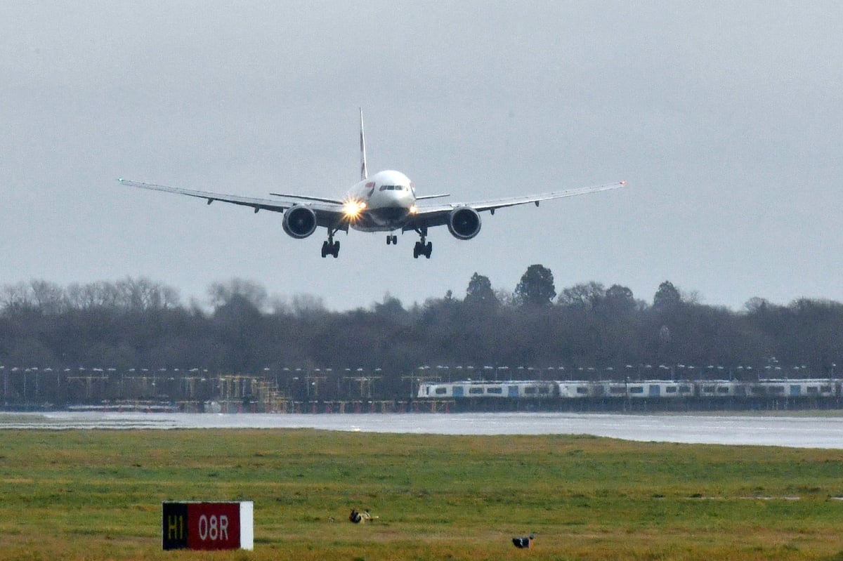 ‘Drunk’ British Airways flight attendant arrested at Gatwick - report