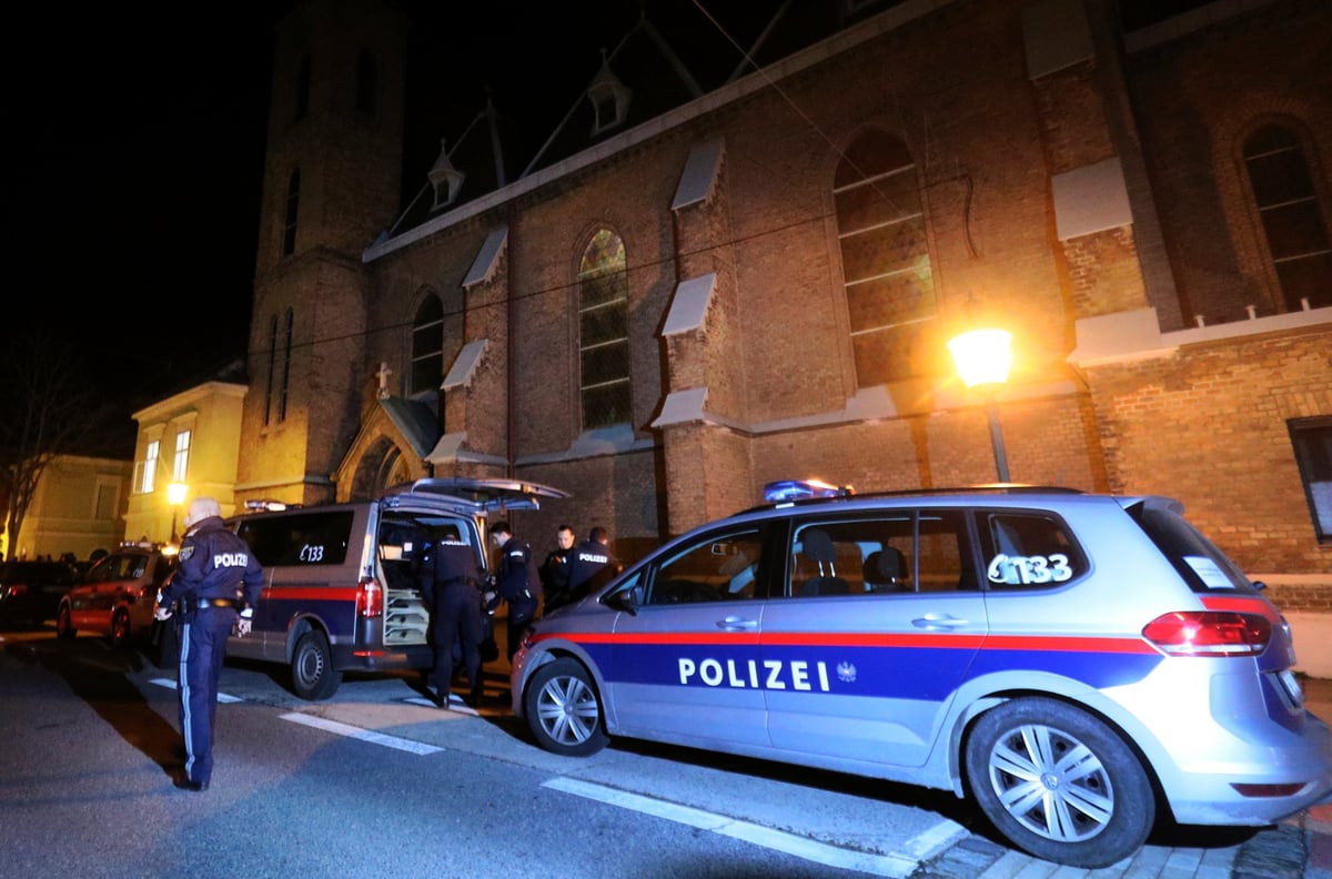 Monks tied up and assaulted in Vienna church | London Evening Standard