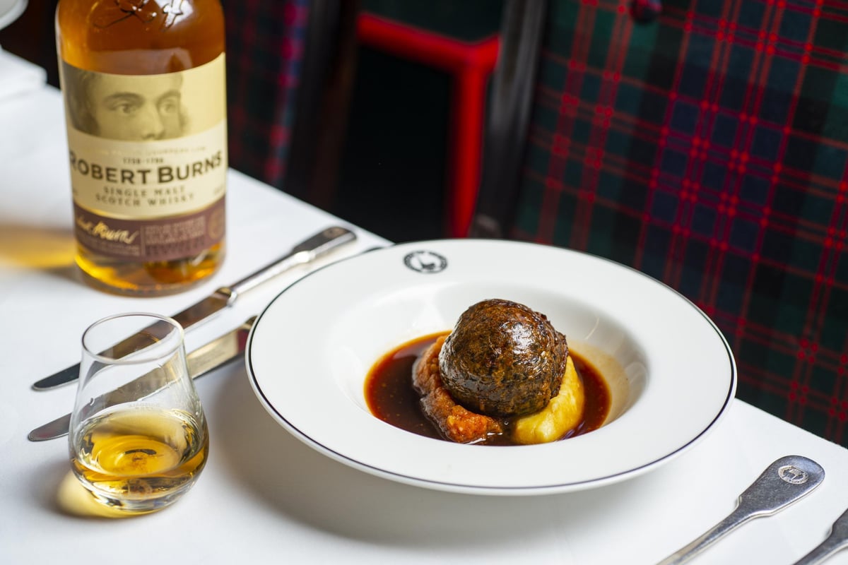 Burns Night 2019: Why do the Scottish celebrate Robert Burns with haggis and whiskey? | London Evening Standard