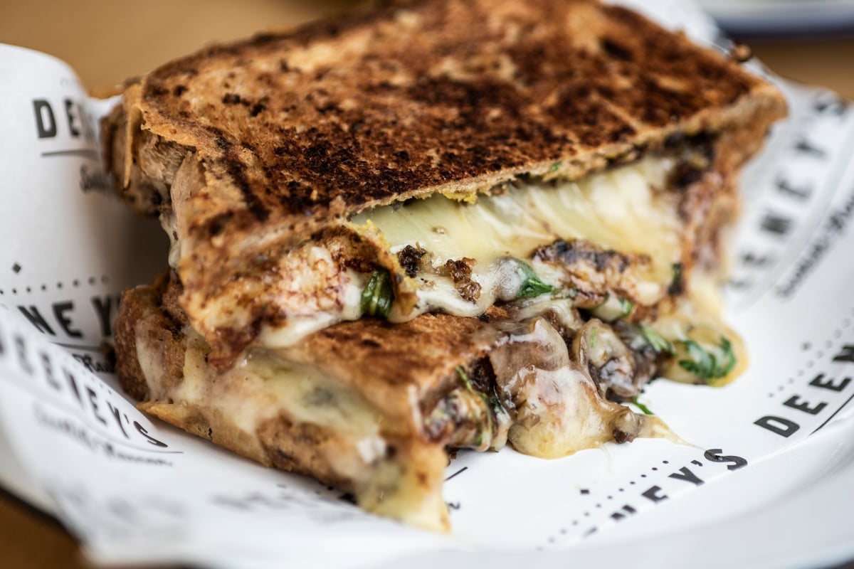 Deeney's: Meet the people behind Leyton's famous haggis toastie | London Evening Standard