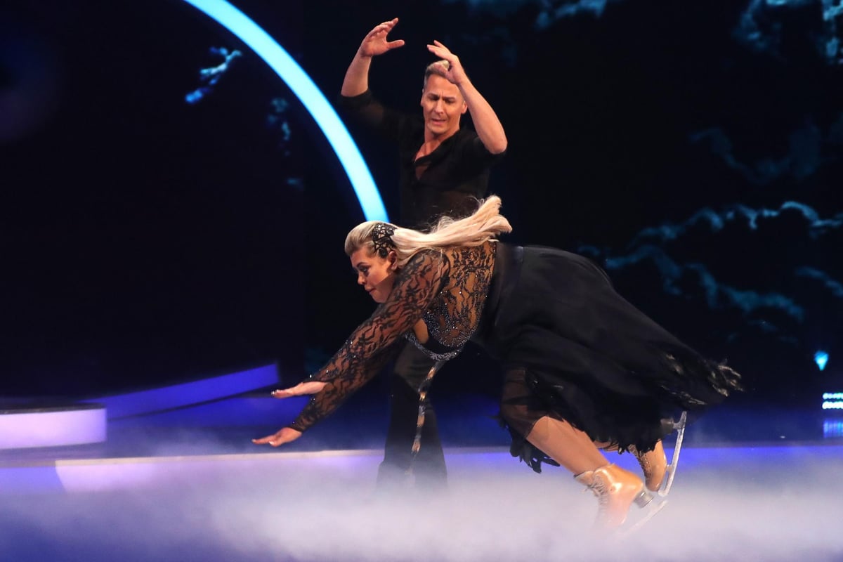 Gemma Collins brings psychic to Dancing on Ice rink to ‘cleanse it of its bad energy’ after ‘trauma fall’ | London Evening Standard