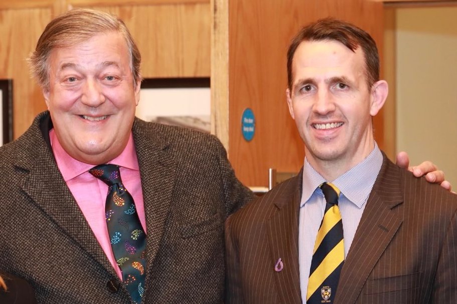 Stephen Fry tells how he 'dodged bullet' of prostate cancer - with help from surgeon | London Evening Standard