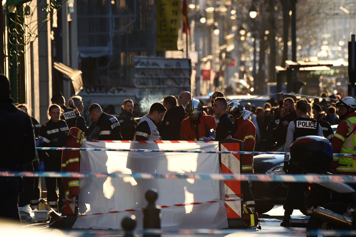 Marseilles stabbing: Four injured in knife attack before French police shoot man | London Evening Standard