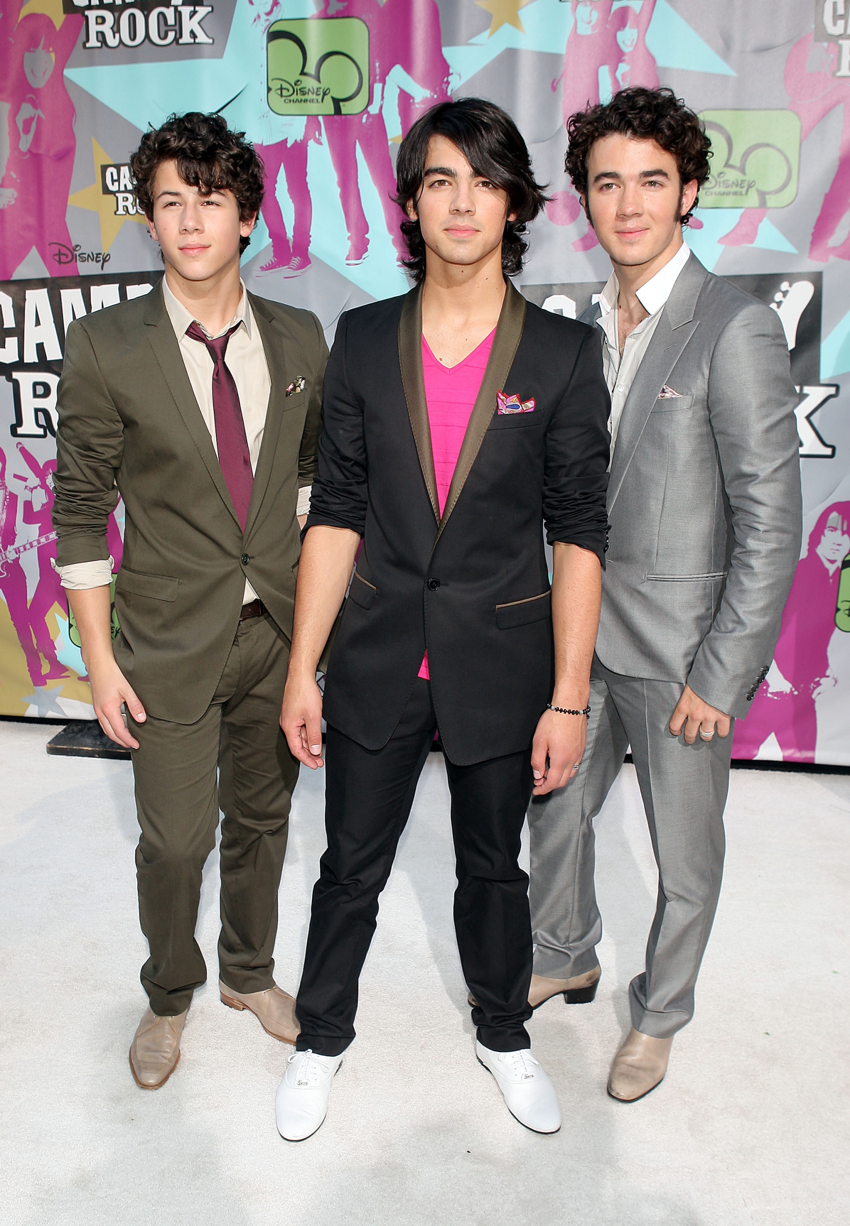 It's an SOS! The Jonas Brothers recreate ICONIC meme in new video