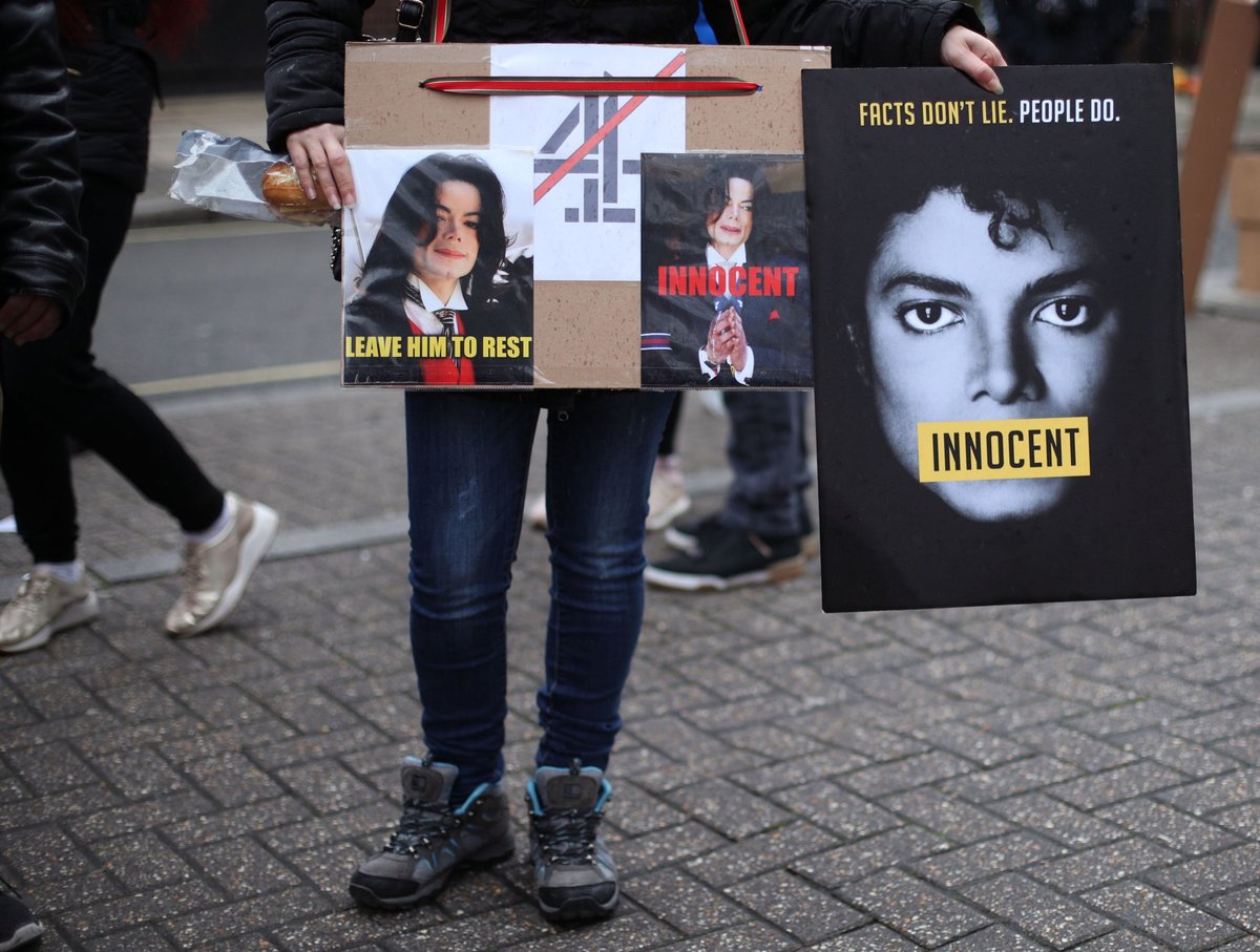 Michael Jackson fans protest outside Channel 4 over Leaving Neverland documentary | London Evening Standard