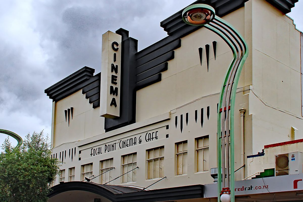 Man went berserk and attacked staff at New Zealand cinema 'after drinking five coffees' | London Evening Standard