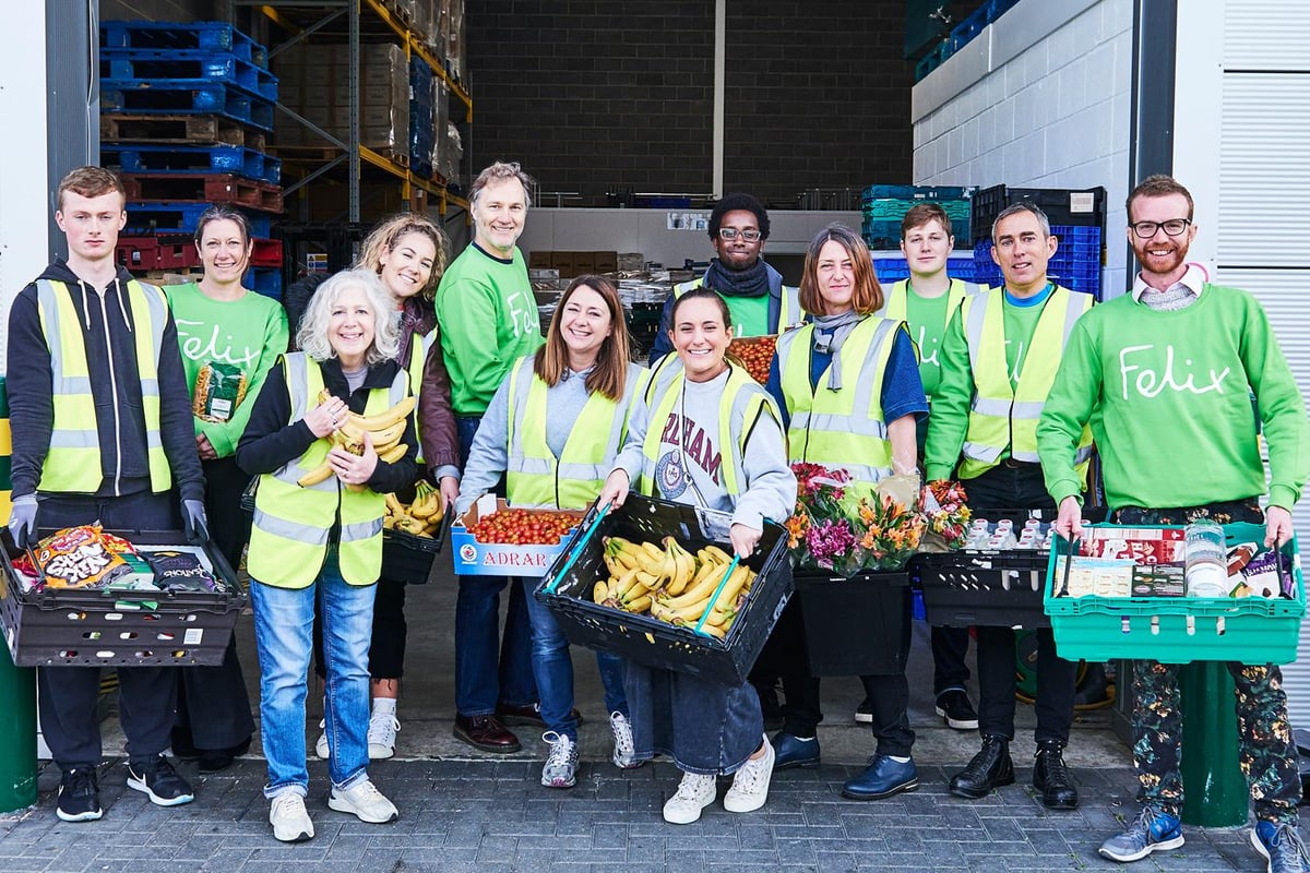 Walking dead actor David Morrisey and chef Melissa Hemsley prepare meals for homeless for The Felix Project | London Evening Standard