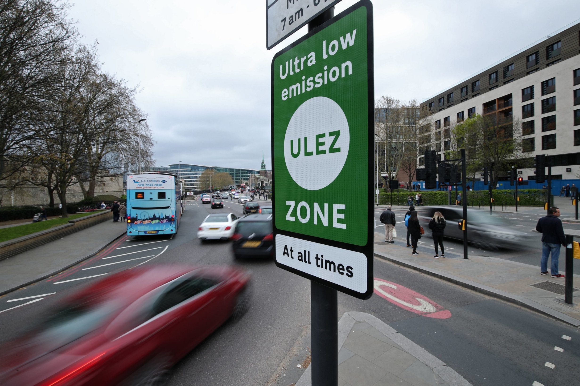 Londoners to wear pollution monitors in toxic air study