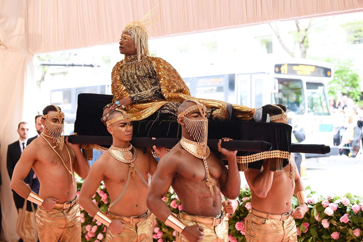 Billy Porter shuts down the Met Gala red carpet with a dazzling gold look | London Evening Standard