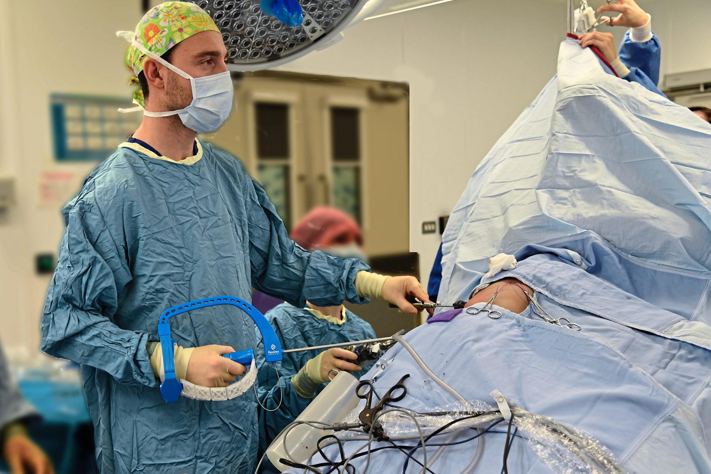 Pioneering ‘wand’ used in keyhole kidney op on boy, six