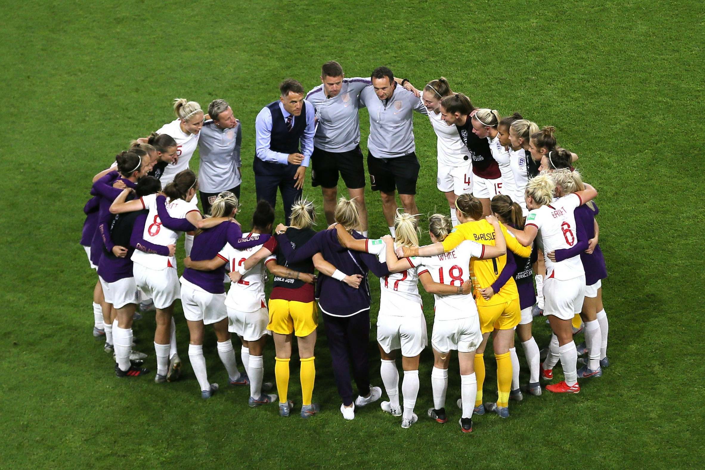 Thousands of fans to cheer on England Lionesses in semi-final
