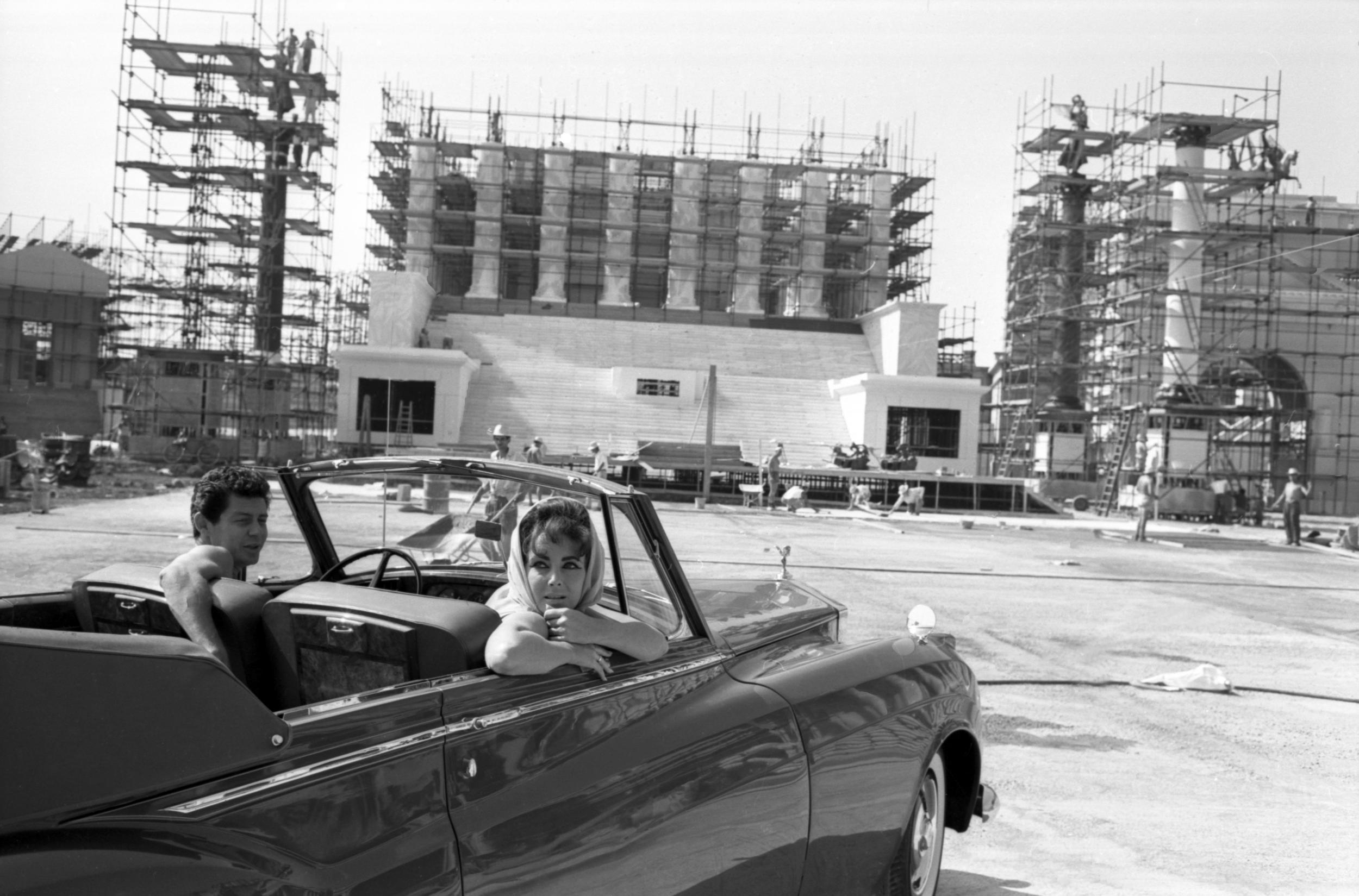 Rolls Royce Elizabeth Taylor matched to her dresses headed to auction