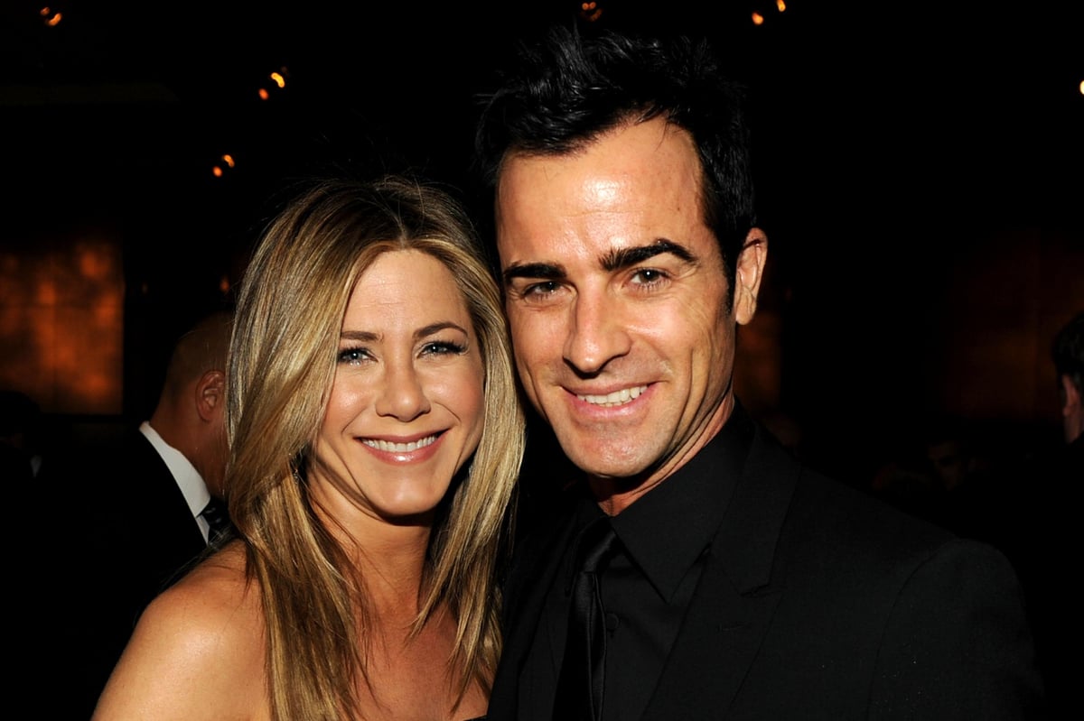 Jennifer Aniston and Justin Theroux's late dog Dolly is celebrated with sunset funeral | London Evening Standard