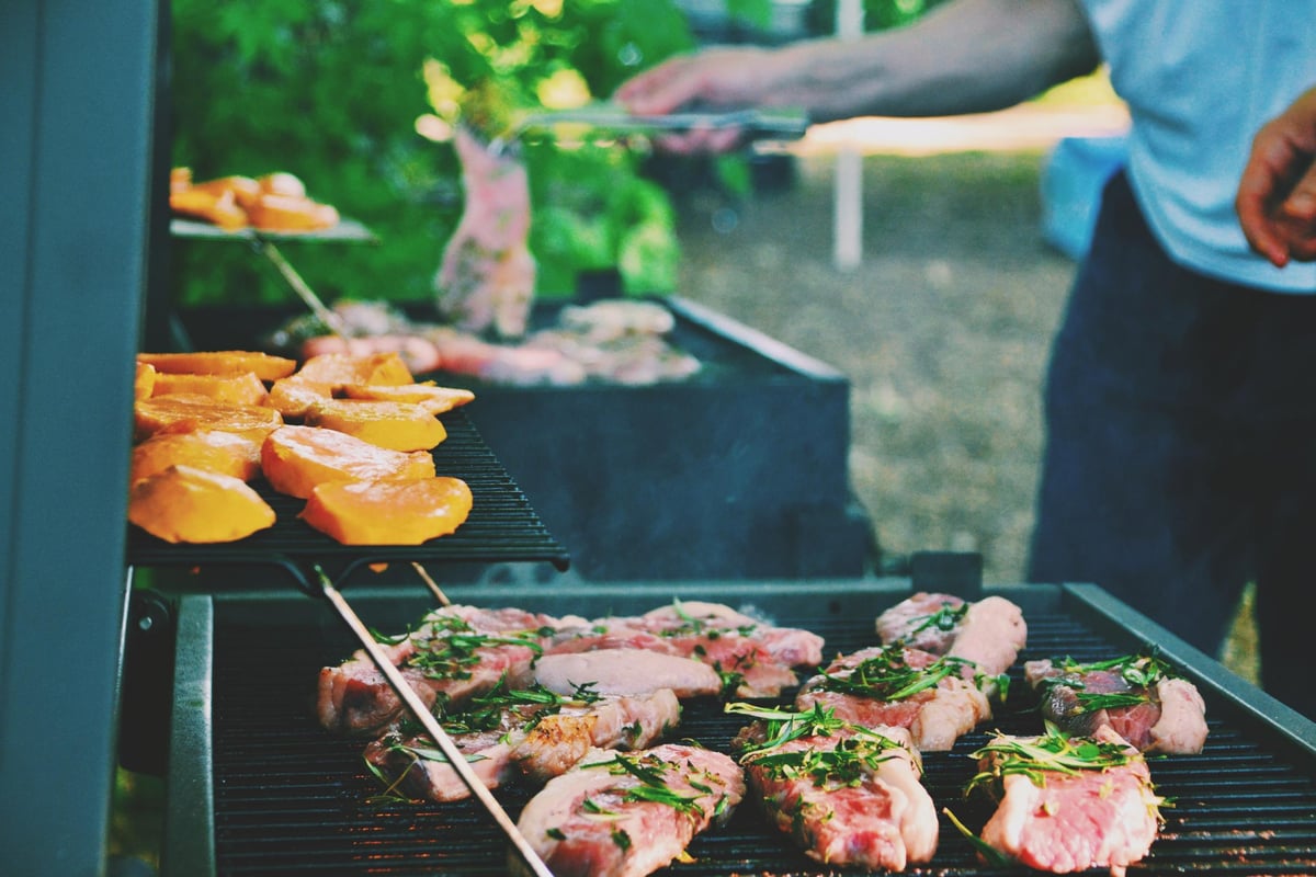 How to keep your cholesterol in check during BBQ season, according to a dietitian | London Evening Standard