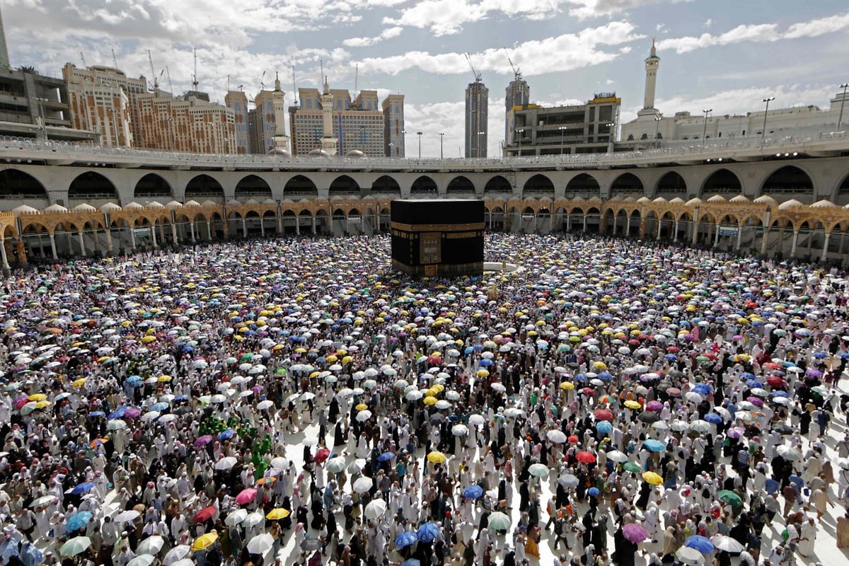 Muslims should delay making Hajj plans due to coronavirus fears, says Saudi Arabia | London Evening Standard