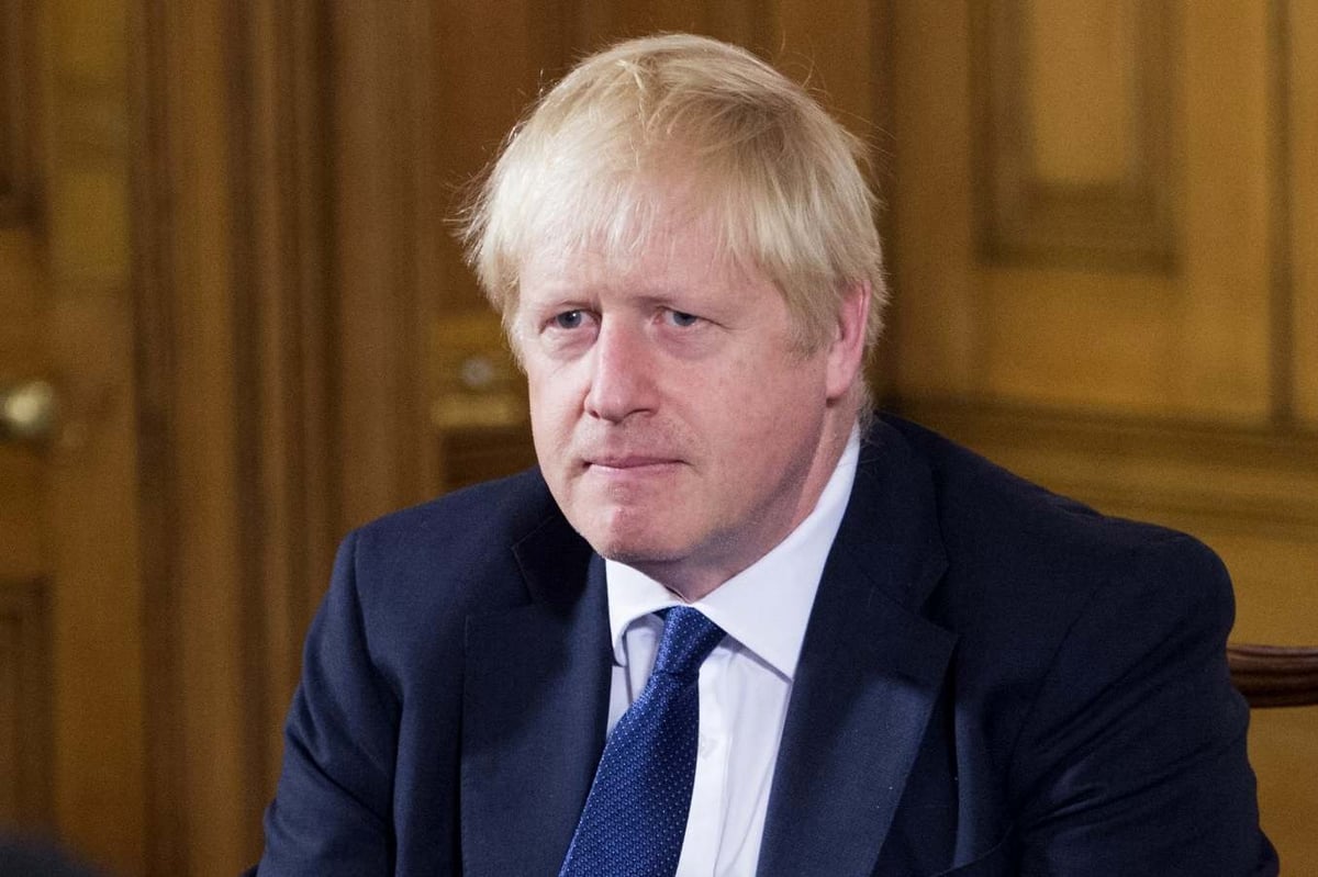Boris Johnson in war of words against Tory Brexit rebels as he warns MPs have 'choice' to side with him or Jeremy Corbyn | London Evening Standard